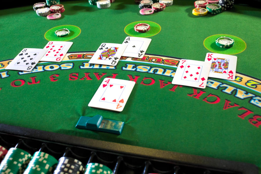 Game Knowledge Every Casino Floor Supervisor Needs
