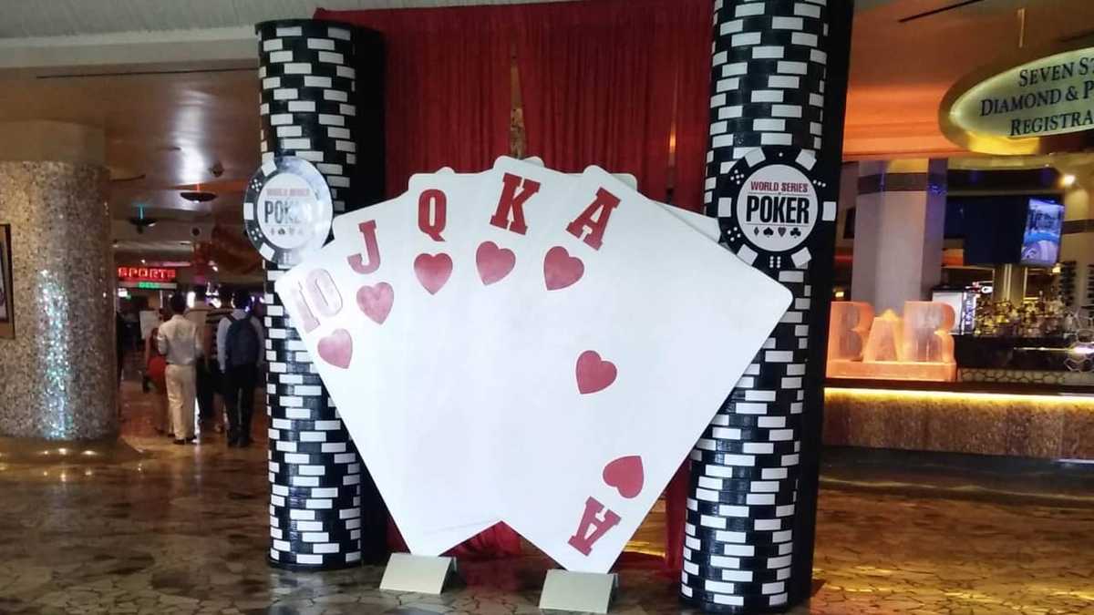 the WSOP signs from the Rio