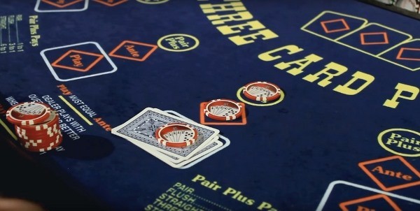There is a bet on the Pair Plus, Ante and Play There is a bet on the Pair Plus, Ante and Play